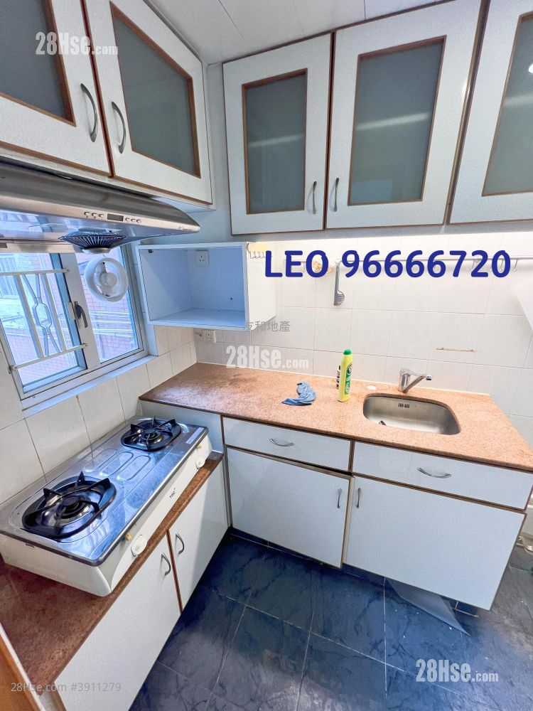 Apartment in HongKong Hong Kong, 萬寶閣 Marple Court, 九龍城區 Kowloon City District - More