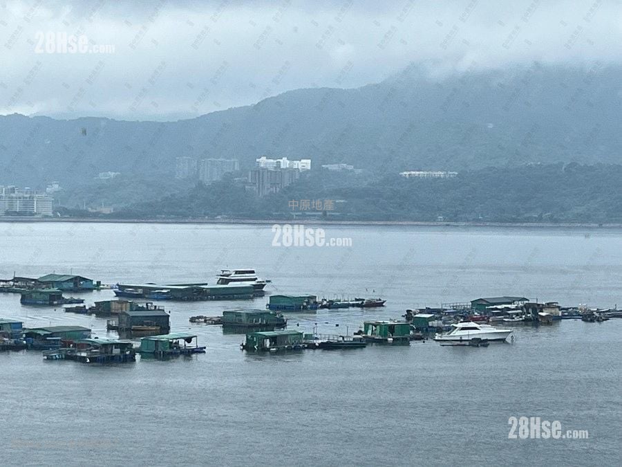 比华利山别墅 售盘 5+ 房 2,031 平方尺