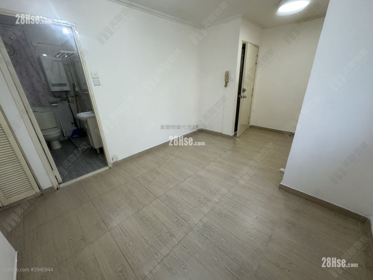Telford Gardens #3945944 Rental Property Detail Page - Widok 4