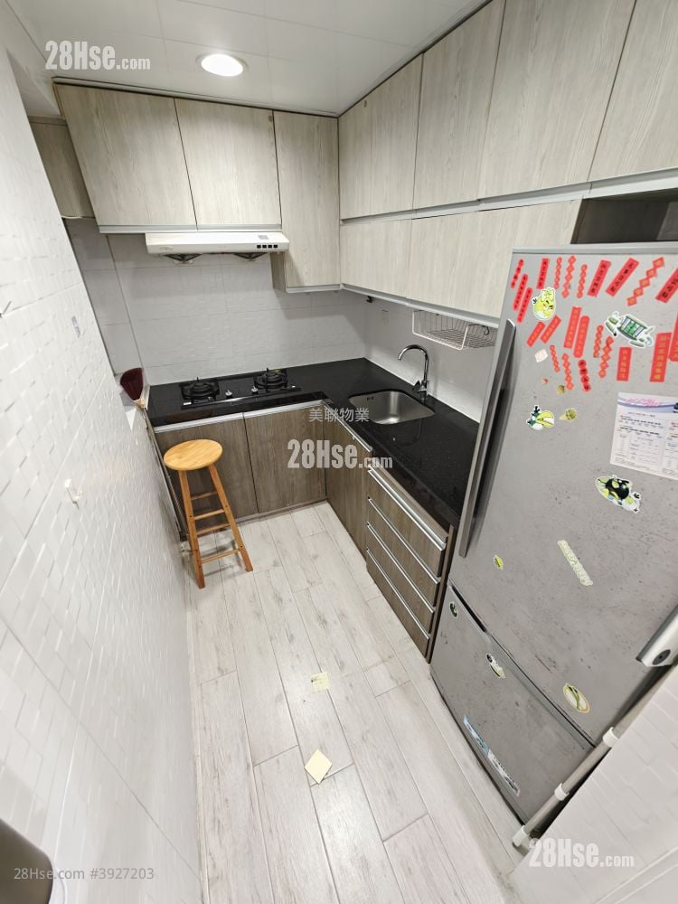 Riviera Gardens #3927203 Rental Property Detail Page - Widok 2