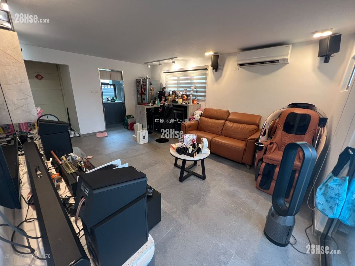 Fairview Park Sell 2 Bedrooms , 2 Bathrooms 848 ft²