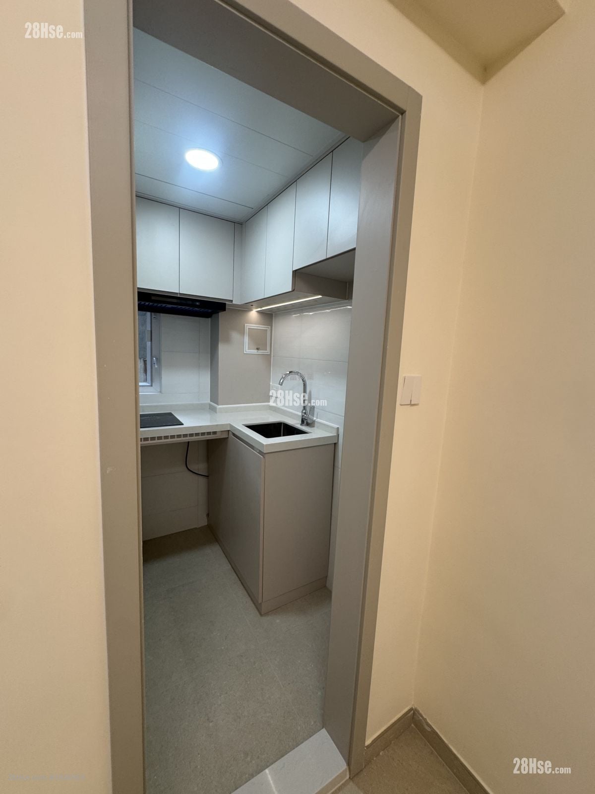 Kee On Building #3946969 Rental Property Detail Page - Aanzicht 3