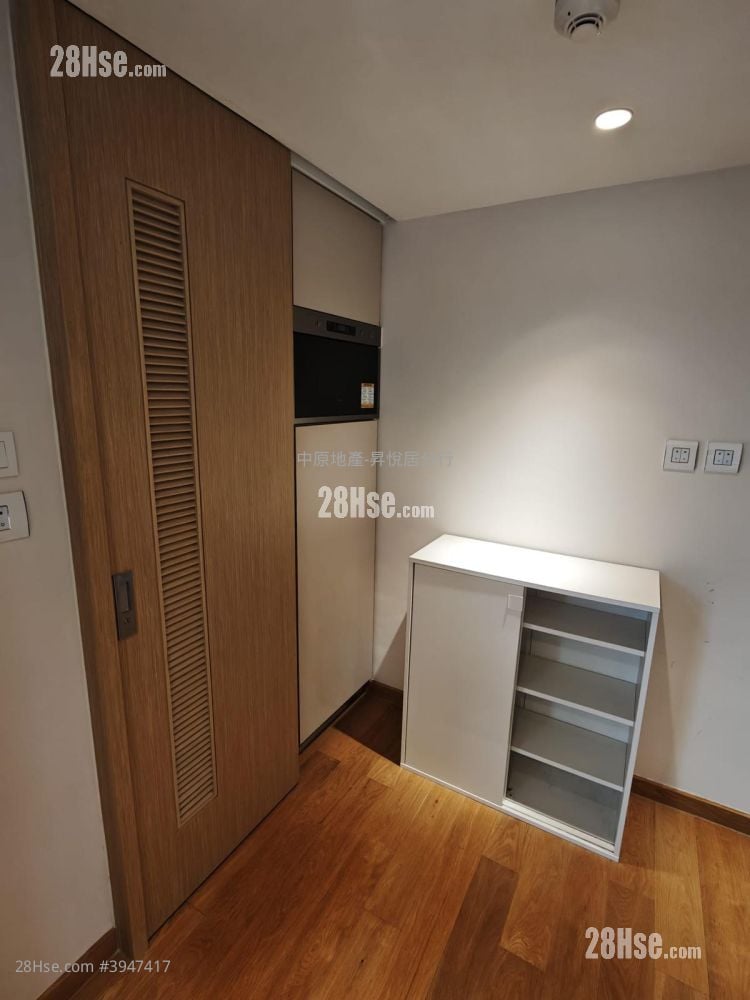 The Astro #3947417 Rental Property Detail Page - Ansicht 2
