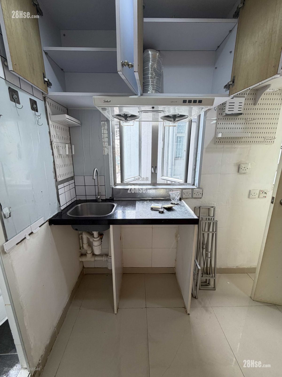 Leung Chau Building #3868548 Rental Property Detail Page - Aanzicht 4