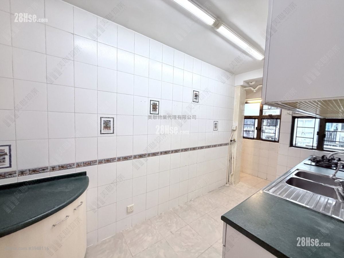 Beverly Villas #3948116 For Sale Property Detail Page - Vista 6