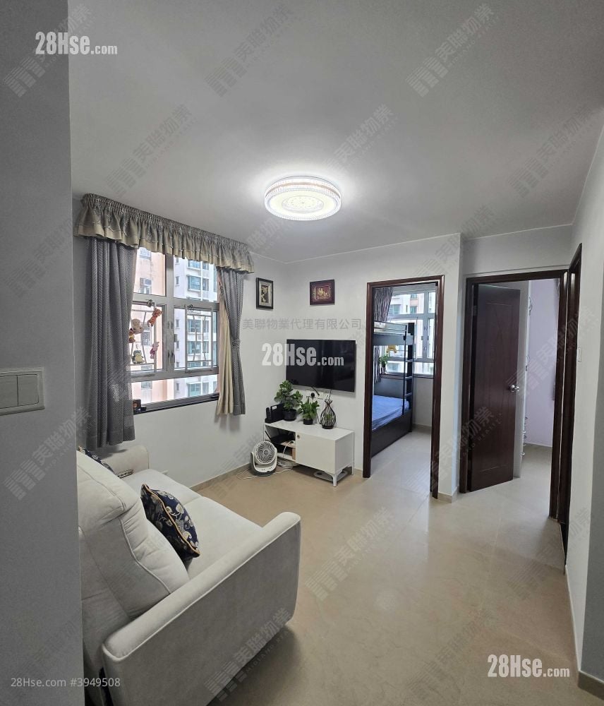 Amoy Gardens Sell 2 Bedrooms , 1 Bathroom 390 ft²