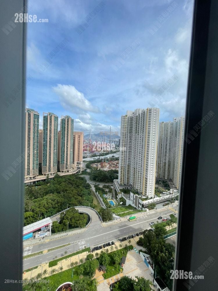 Mayfair Gardens Sell 2 Bedrooms , 1 Bathroom 329 ft²