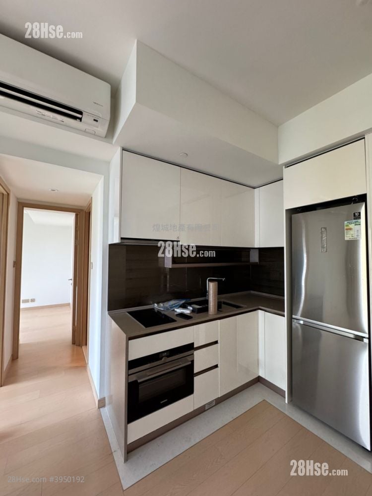 K. Summit Rental 2 Bedrooms , 1 Bathroom 453 ft²