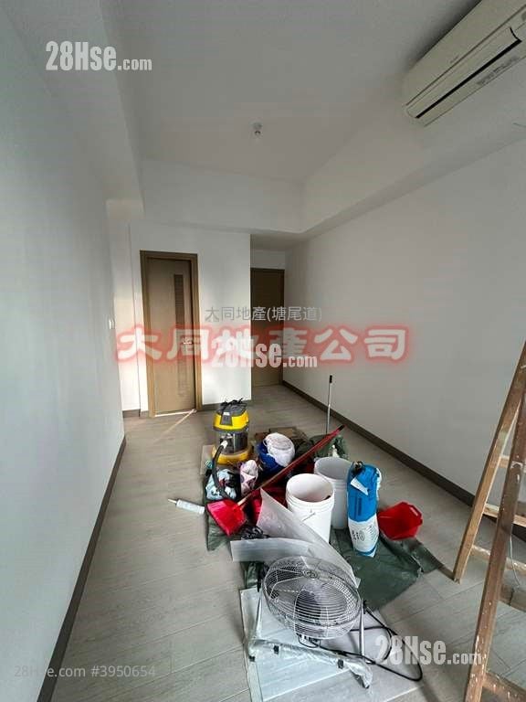 L Living 23 #3950654 Rental Property Detail Page - Vista 3