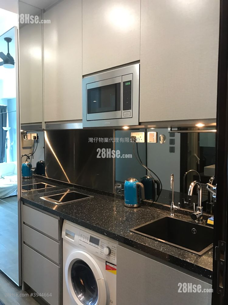 Butas – HongKong Hong Kong, 灣仔南 Wan Chai South, 灣仔區 Wan Chai District - Daugiau