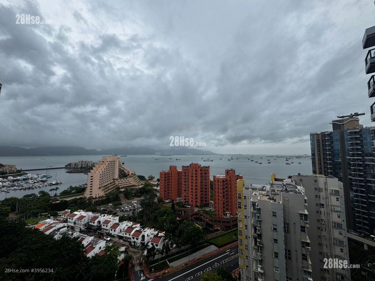 Gold Coast Bay Rental 448 ft²