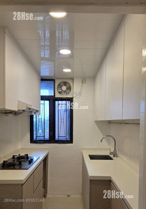 Chi Fu Fa Yuen Rental 3 Bedrooms , 1 Bathroom 588 ft²