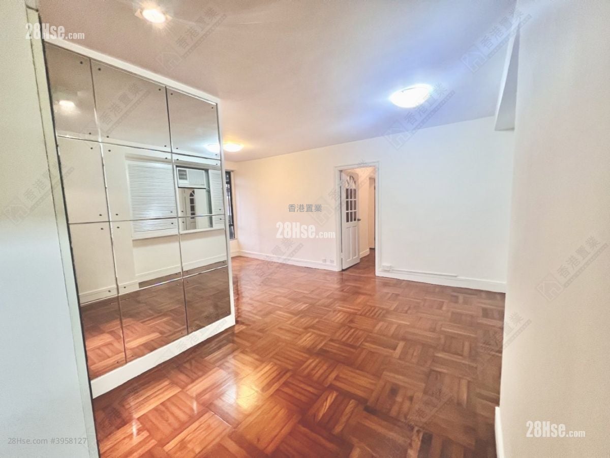 Pokfulam Gardens Rental 3 Bedrooms , 1 Bathroom 703 ft²