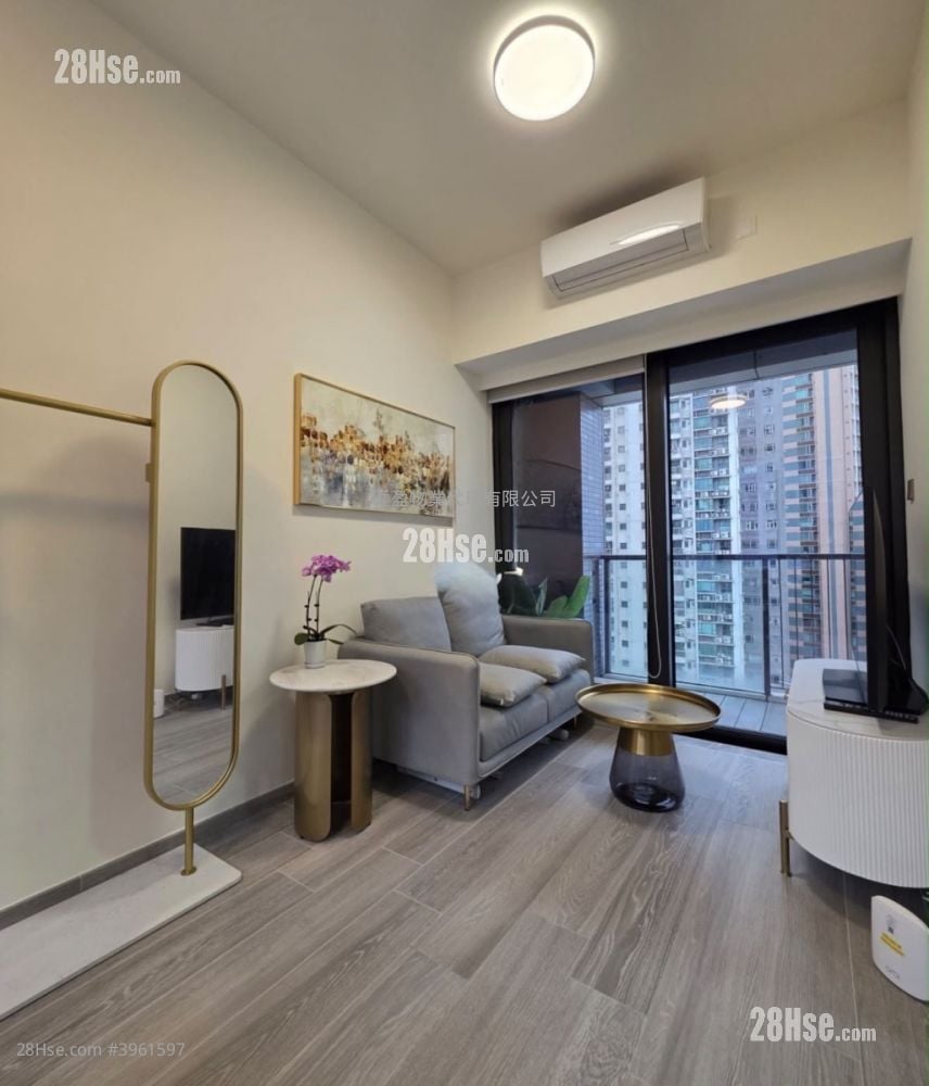 The Queens Rental 2 Bedrooms , 1 Bathroom 430 ft²