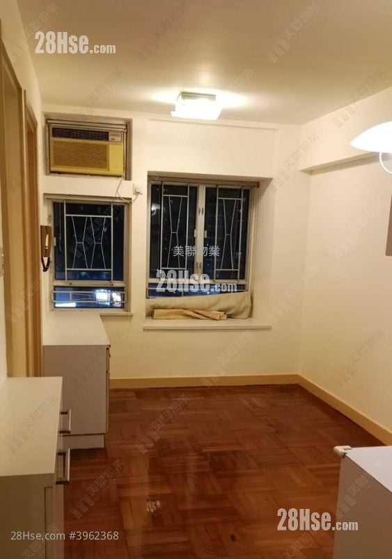 New Kwai Fong Gardens Sell 2 Bedrooms 400 ft²