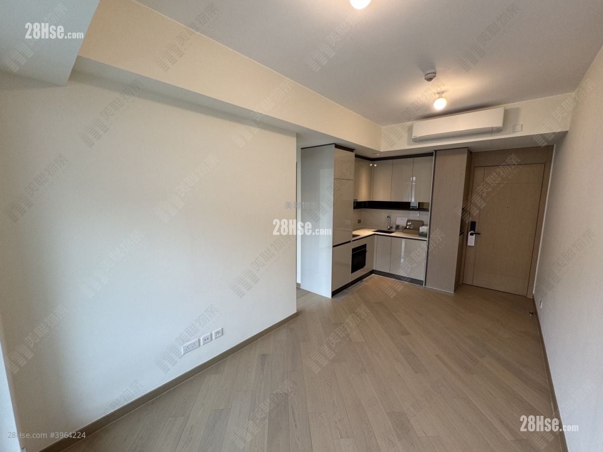 Grand Mayfair  Sell 2 Bedrooms , 1 Bathroom 455 ft²