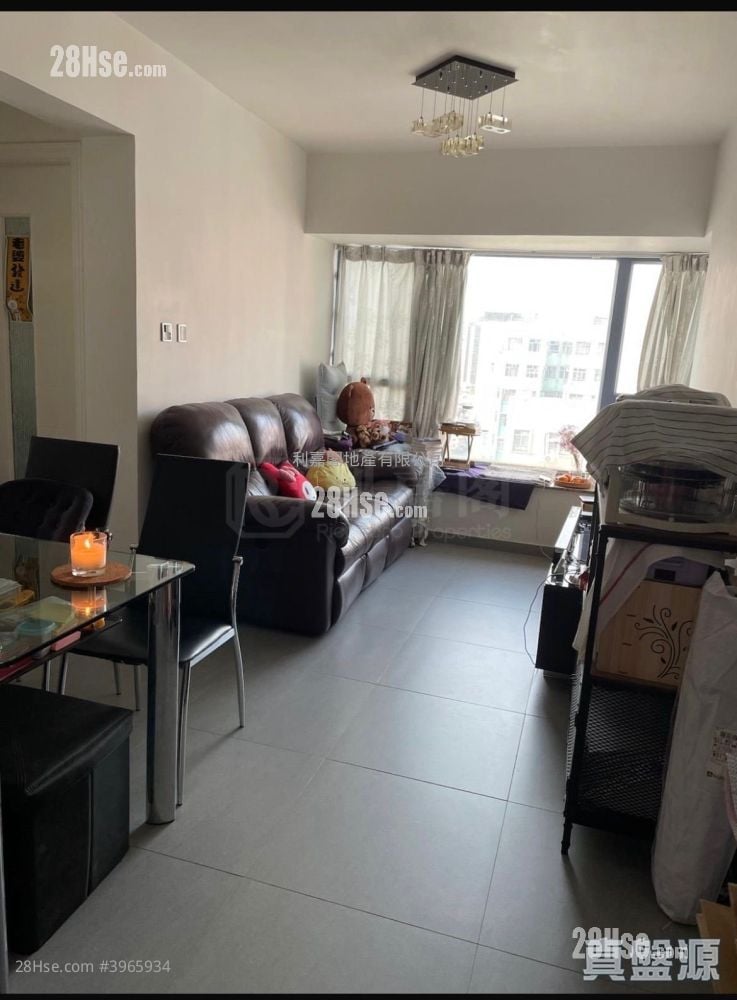 Greenfields Sell 2 Bedrooms , 1 Bathroom 443 ft²