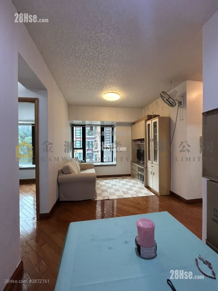 Scenic View Rental 2 Bedrooms , 1 Bathroom 464 ft²
