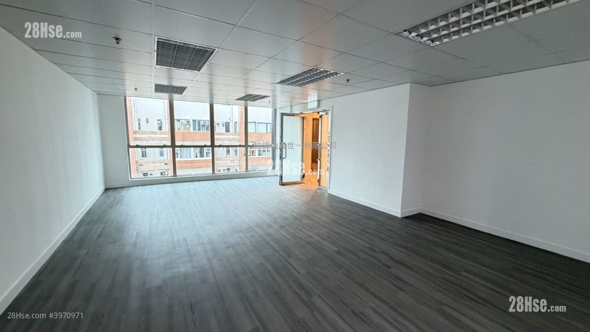 Üzlethelyiség, 119 m²