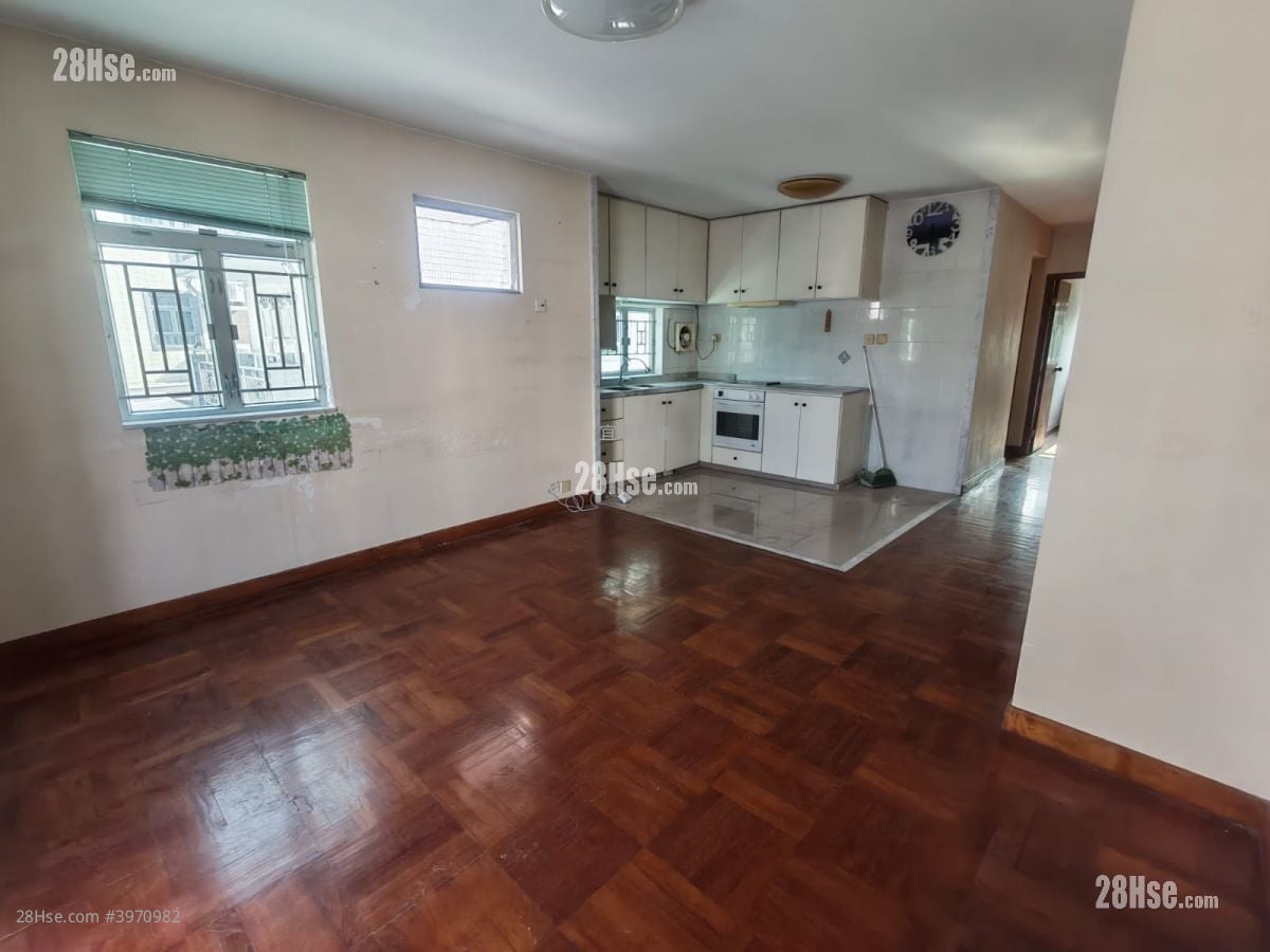 Village Sell 3 Bedrooms , 1 Bathroom