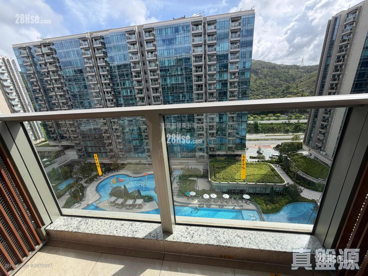 Grand Mayfair  Sell 4 Bedrooms 831 ft²