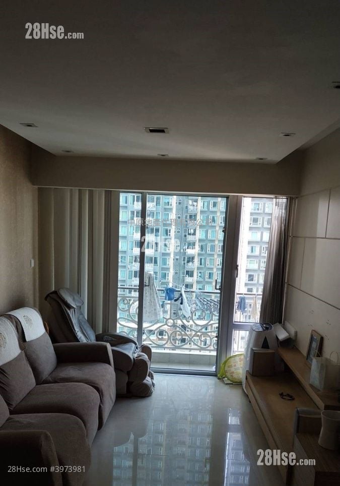 Banyan Garden Sell 3 Bedrooms 735 ft²