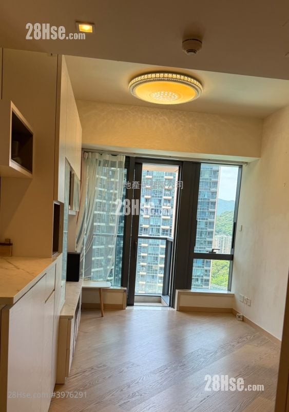 The Regent Sell 2 Bedrooms , 1 Bathroom 457 ft²