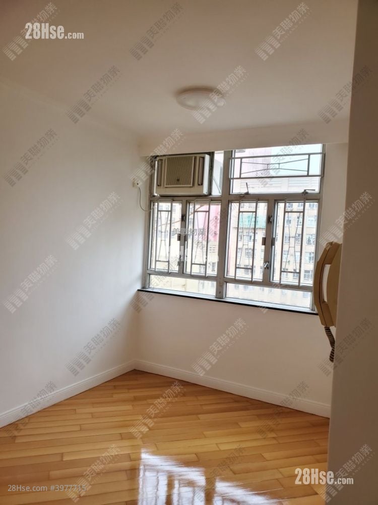 Lung Poon Court Rental 1 Bedroom , 1 Bathroom 383 ft²