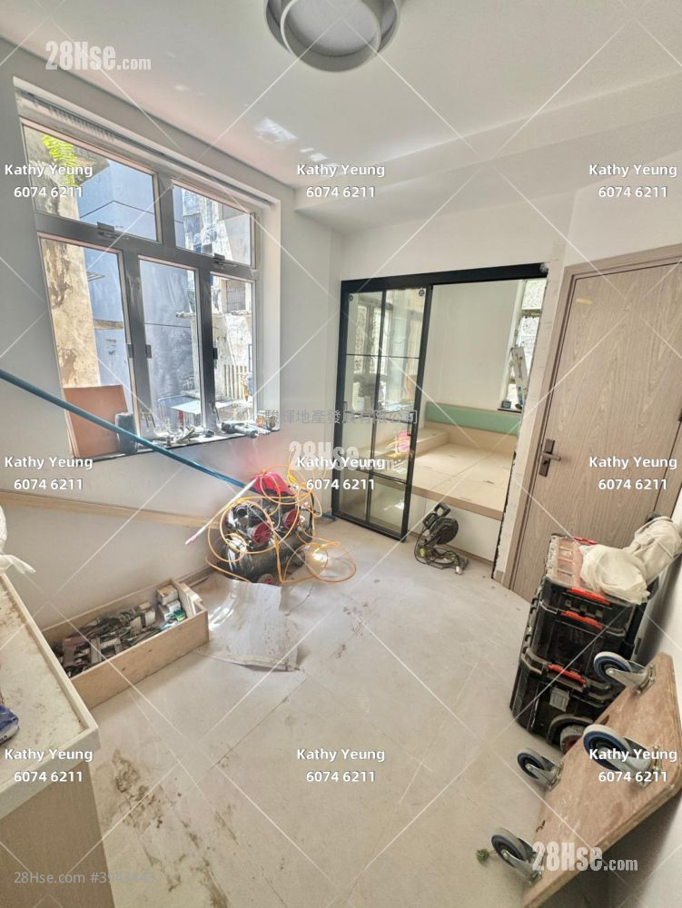 Apartment in HongKong Hong Kong, 官涌 Kwun Chung, 油尖旺區 Yau Tsim Mong District - View 3
