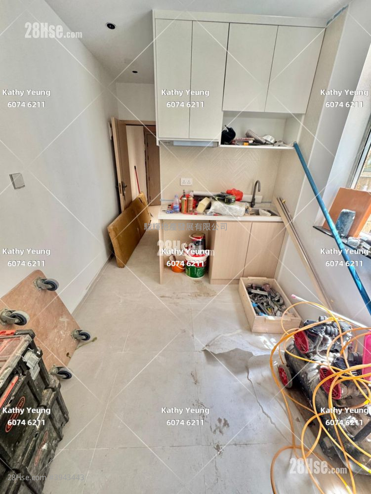 Apartment in HongKong Hong Kong, 官涌 Kwun Chung, 油尖旺區 Yau Tsim Mong District - View 5