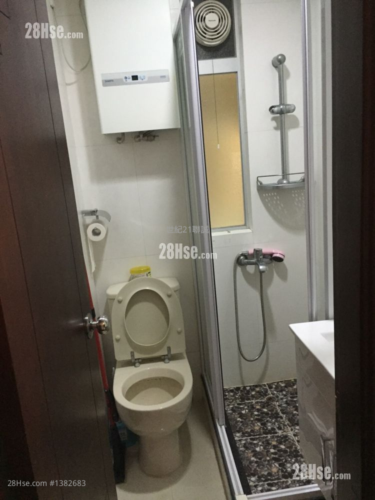 Apartment in 秀茂坪 Sau Mau Ping, 觀塘區 Kwun Tong District - View 5