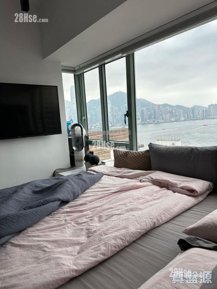 The Victoria Towers Sell 3 Bedrooms , 2 Bathrooms 899 ft²