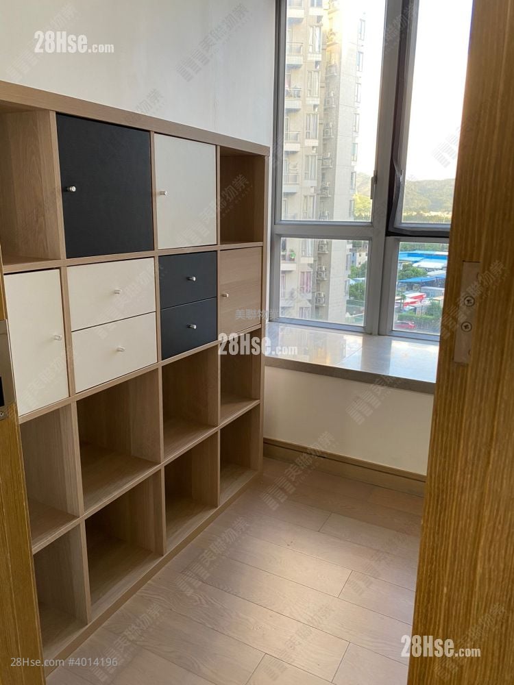 The Reach Rental 2 Bedrooms , 1 Bathroom 354 ft²