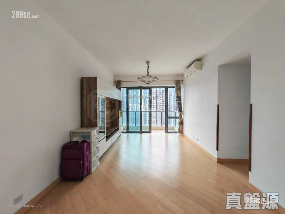 Grand Yoho Sell 4 Bedrooms 1,115 ft²