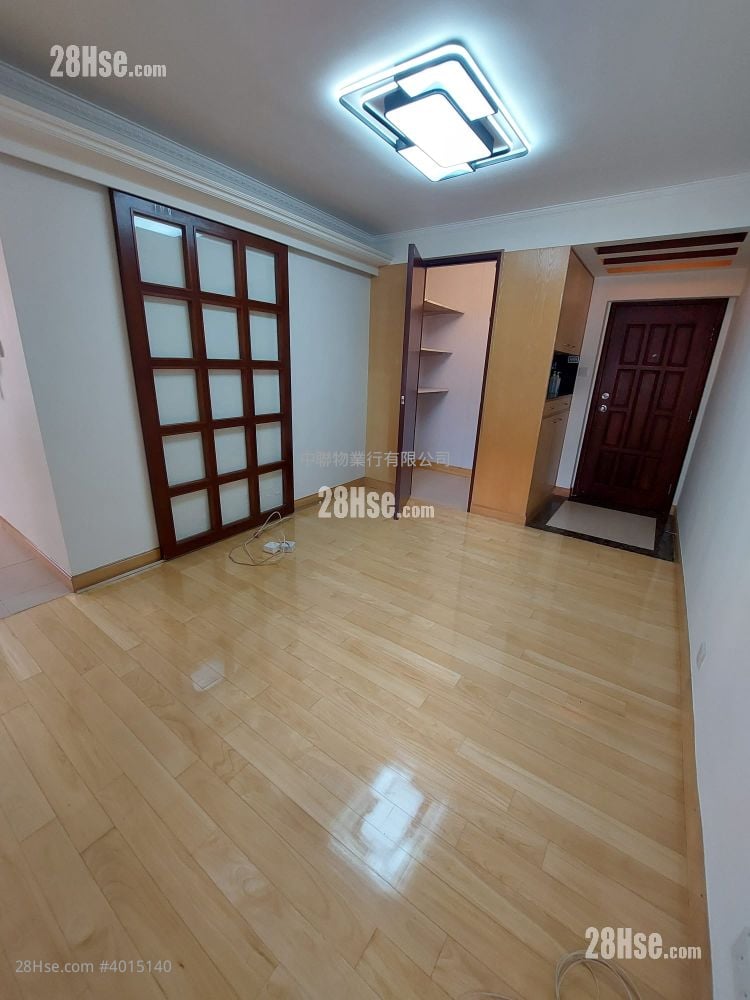 Carado Garden Sell 3 Bedrooms , 1 Bathroom 593 ft²