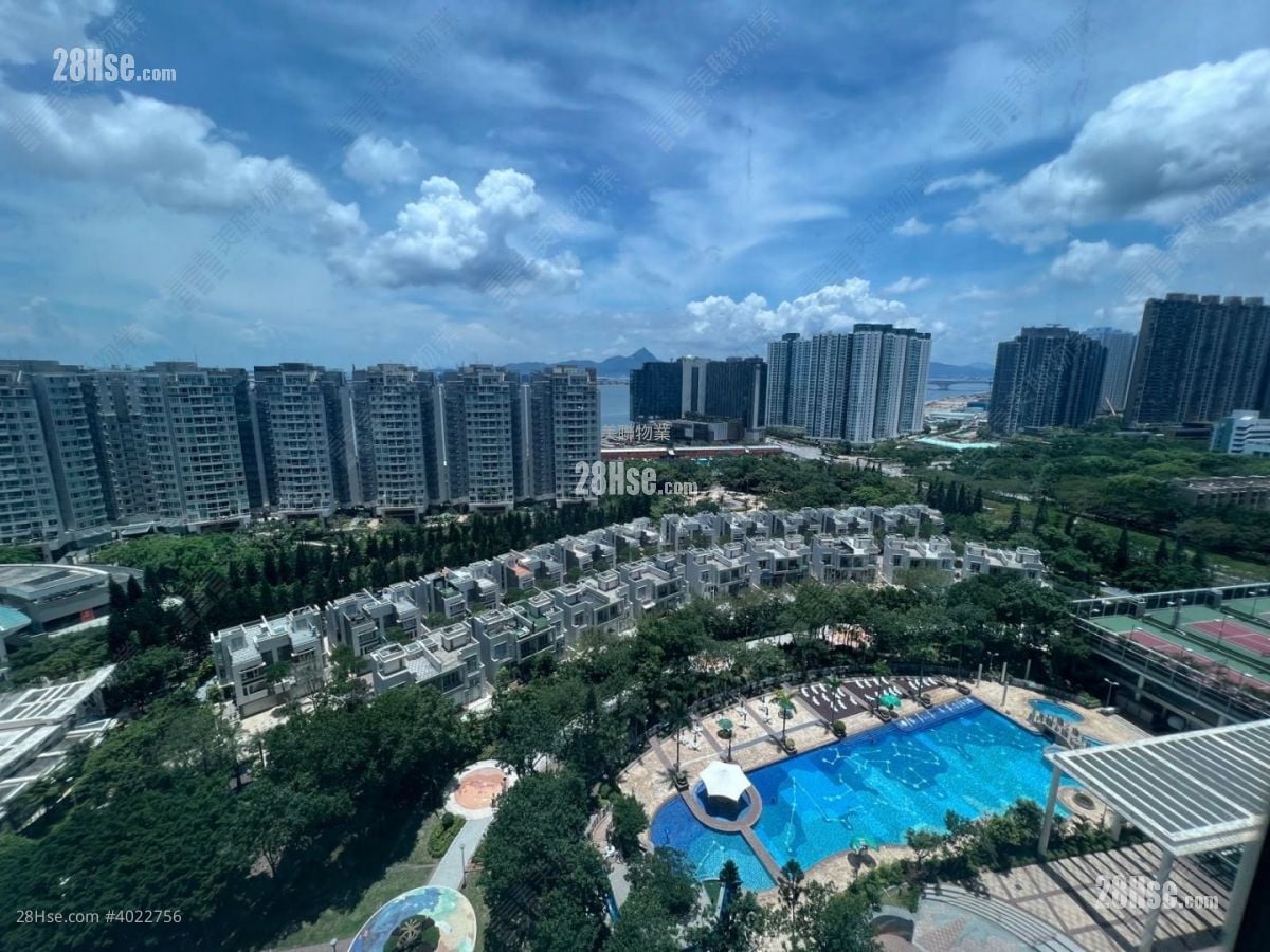Coastal Skyline Rental 3 Bedrooms , 2 Bathrooms 912 ft²