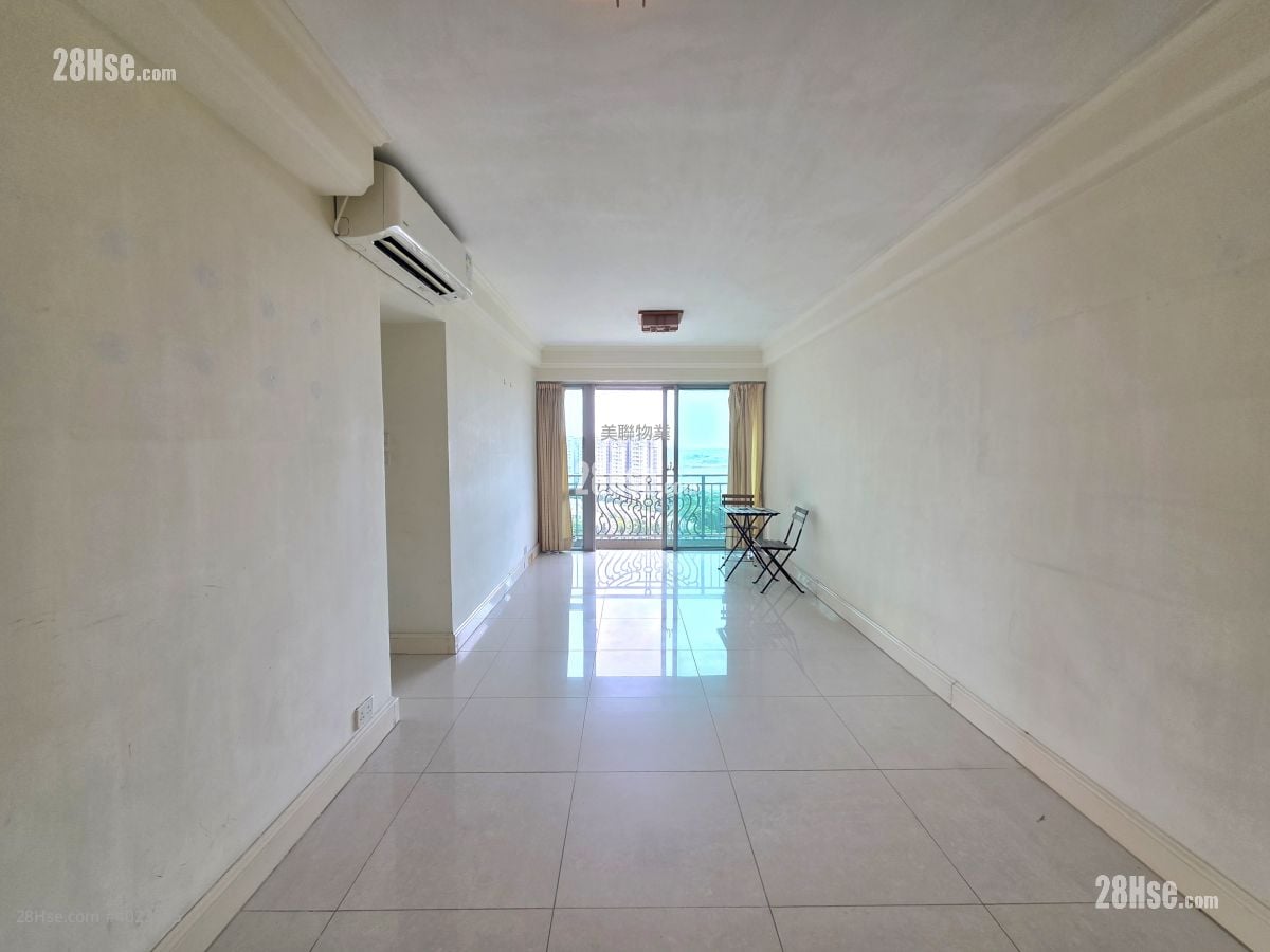 Caribbean Coast Sell 3 Bedrooms , 2 Bathrooms 757 ft²