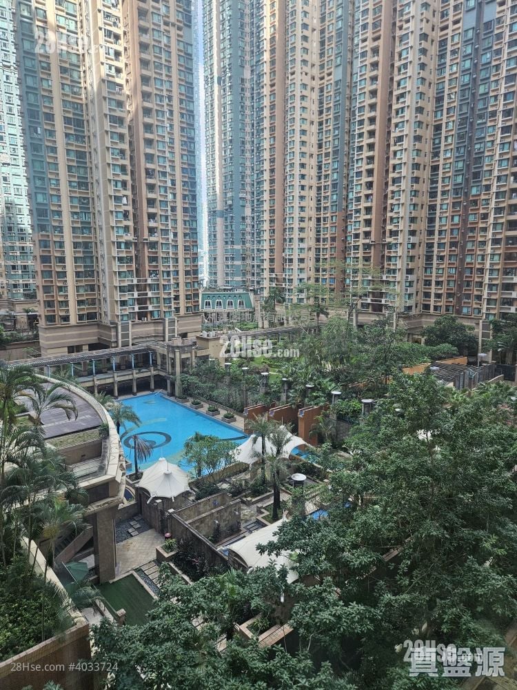 Banyan Garden Sell 2 Bedrooms 477 ft²