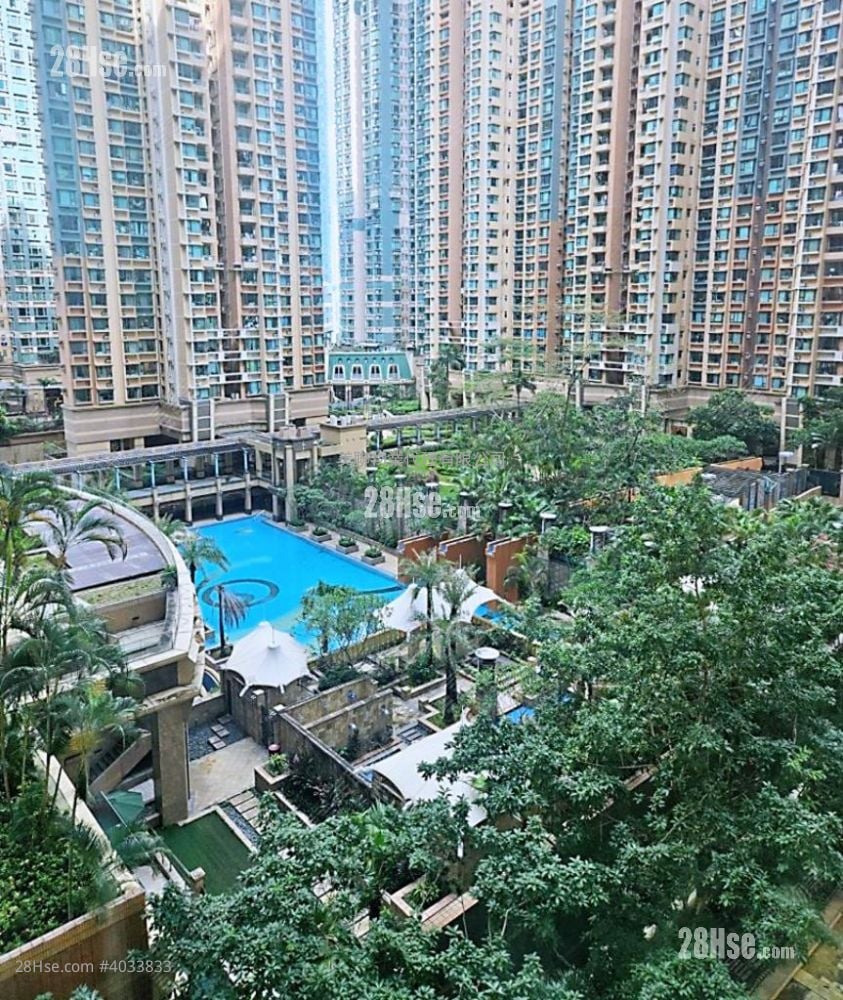Banyan Garden Sell 2 Bedrooms , 1 Bathroom 511 ft²