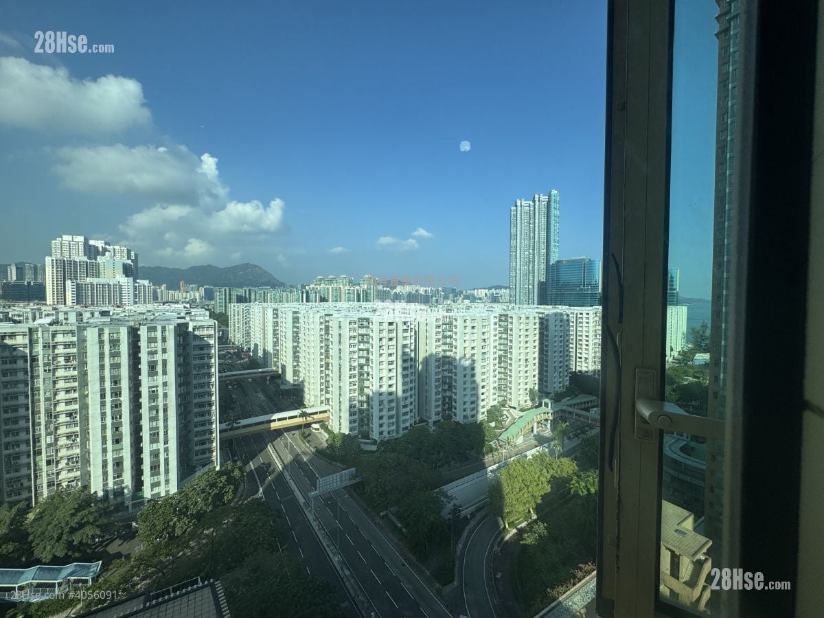 海滨南岸 售盘 3 房 , 2 浴室 589 平方尺