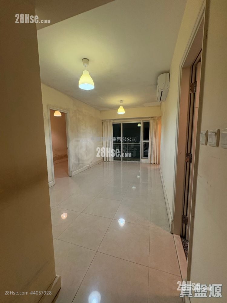 Festival City Sell 3 Bedrooms , 2 Bathrooms 680 ft²