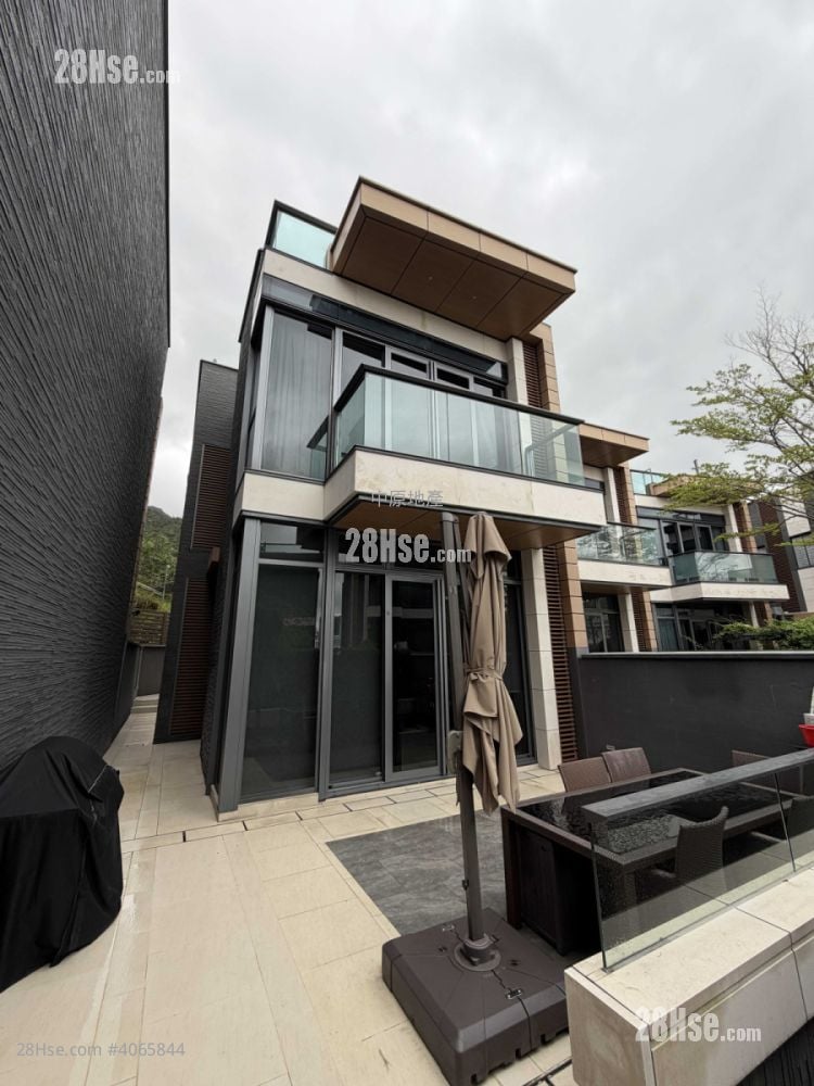 The Bloomsway Rental 1,785 ft²